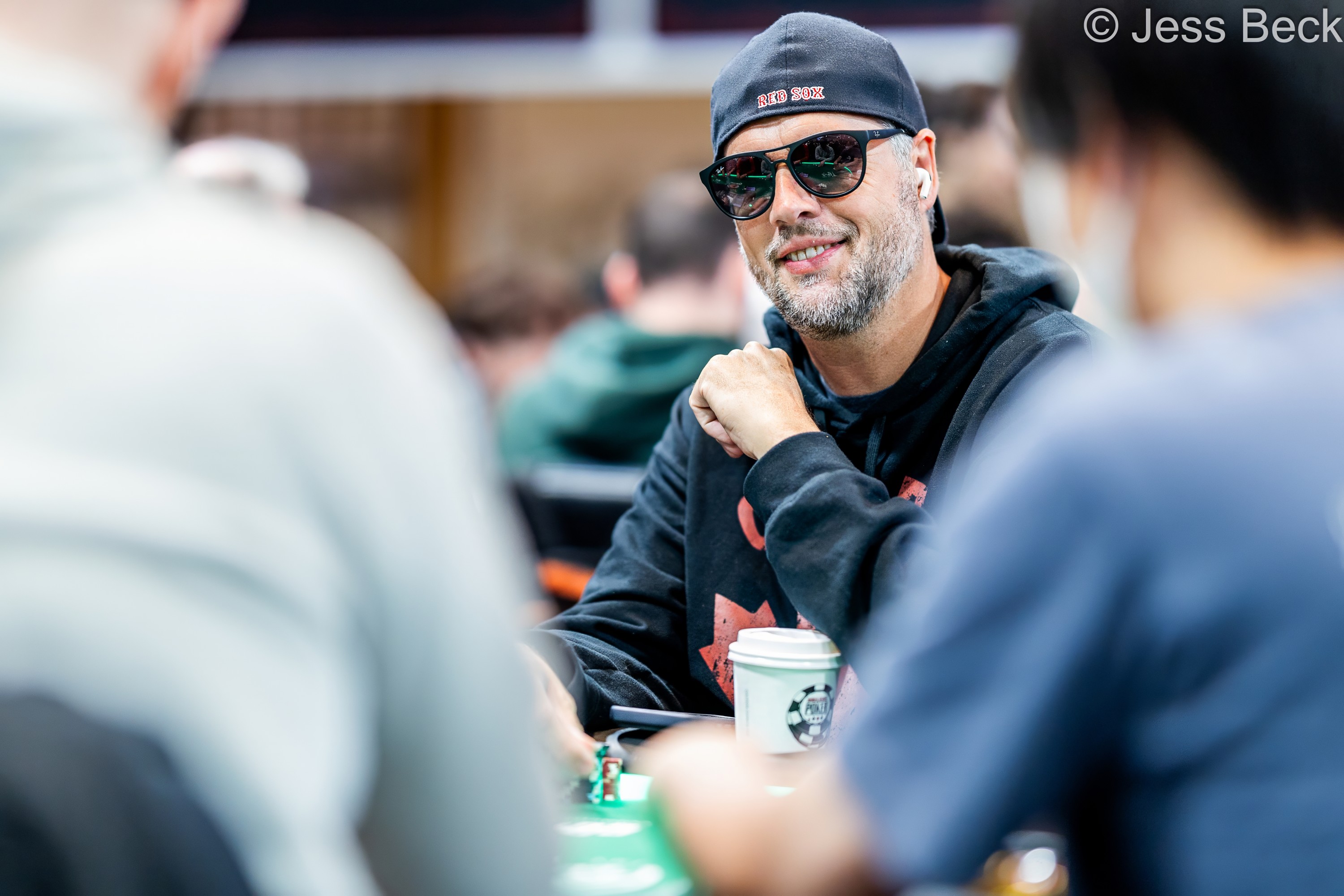 Brad Booth 时隔十余年重返WSOP主赛事：重生之路与现实考量 - 问鼎娱乐注册