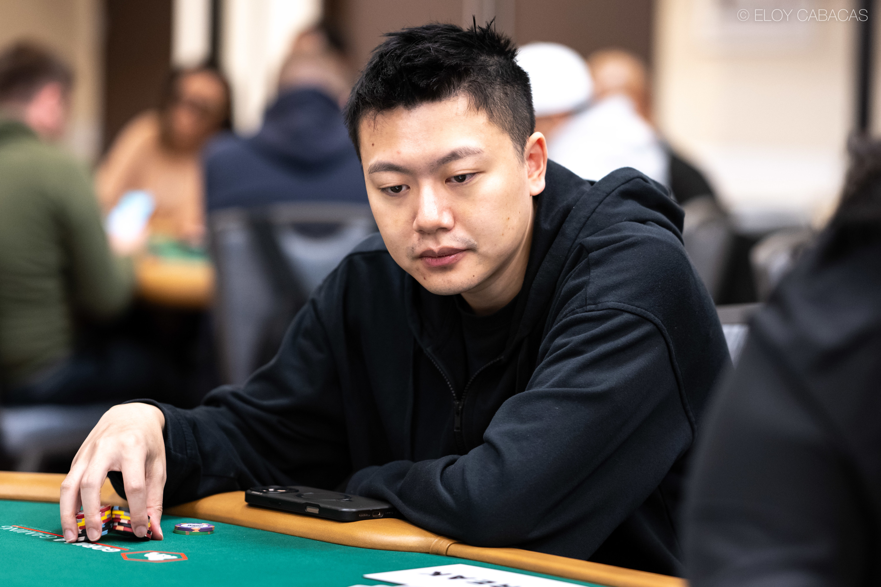 韦斯利险些被淘汰却逆袭至WSOP主赛事第五日 - 问鼎娱乐注册