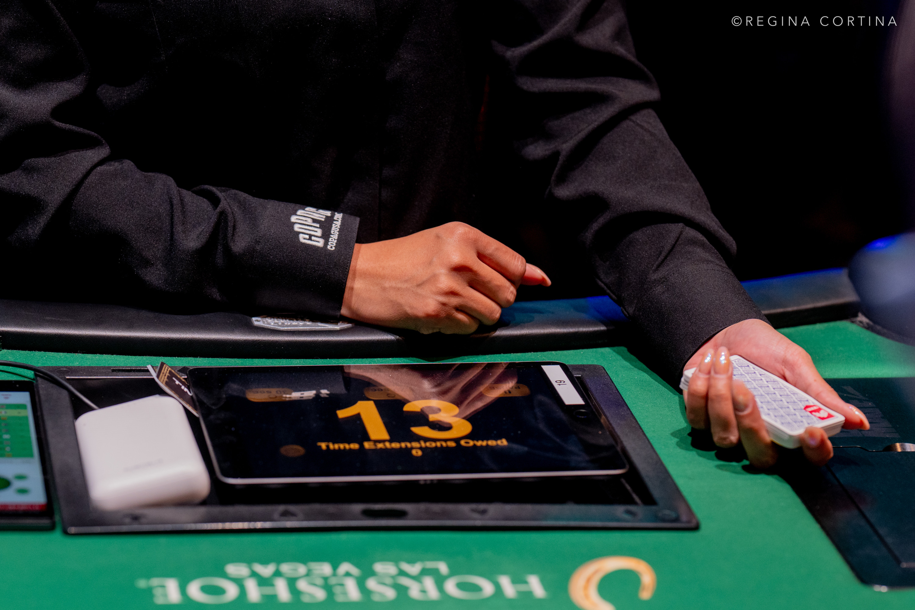 WSOP 主赛事首次引入行动时钟，专家如何评估这场规则变革？ - 问鼎娱乐注册